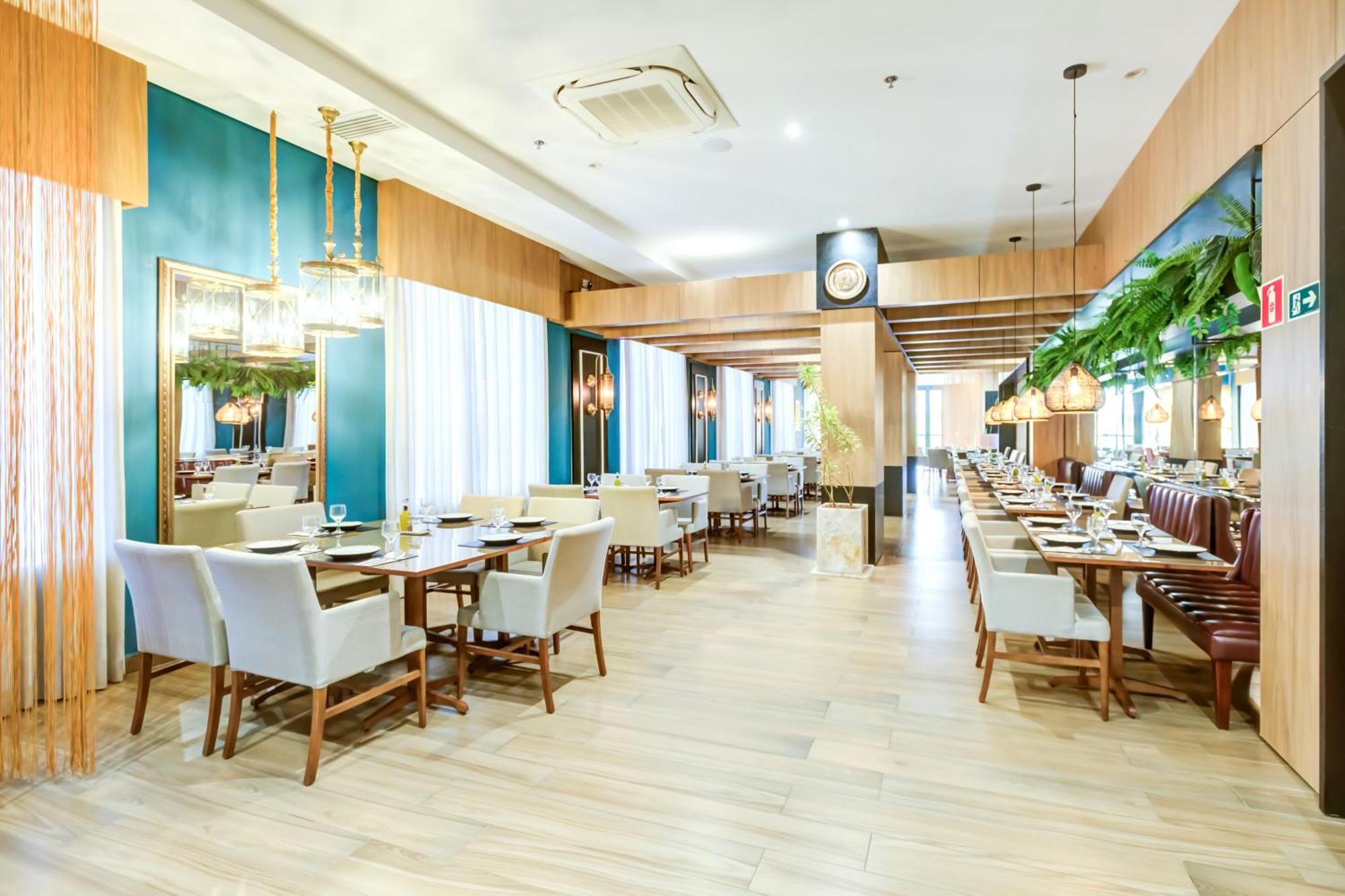 Doubletree By Hilton - Resort - ฟอสดูอีกวาซู ภายนอก รูปภาพ Restaurant