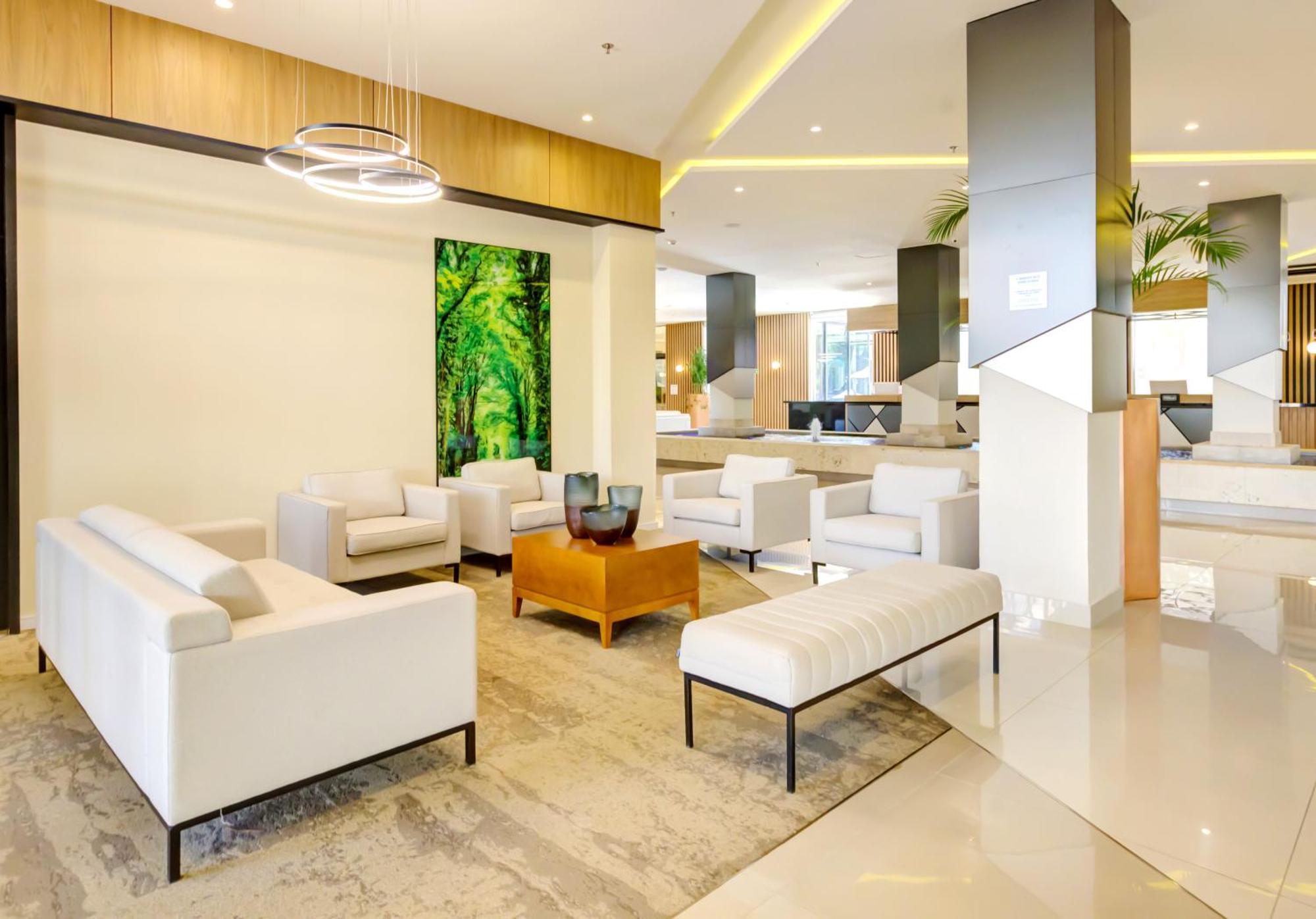 Doubletree By Hilton - Resort - ฟอสดูอีกวาซู ภายนอก รูปภาพ The lobby of the hotel