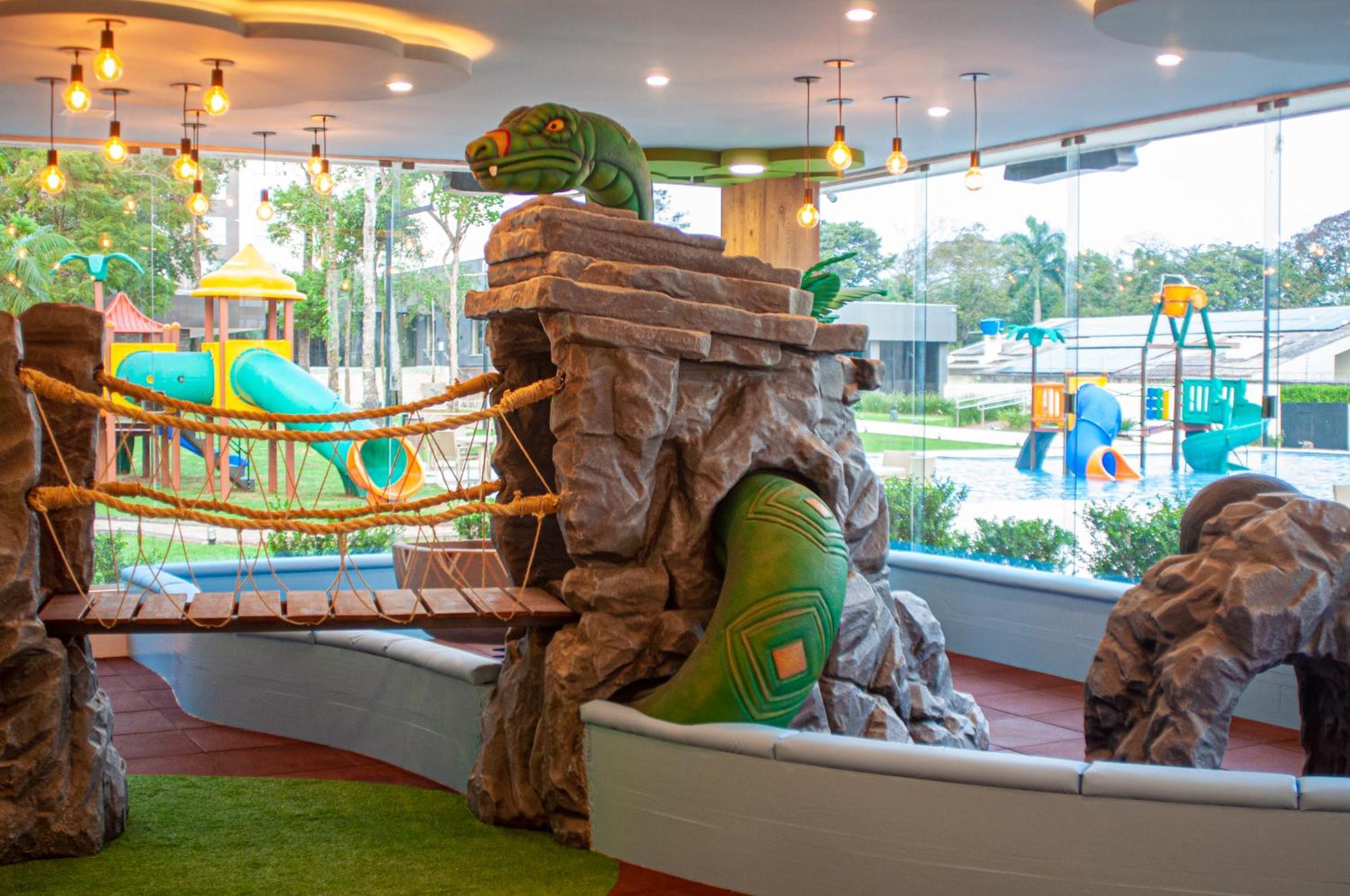Doubletree By Hilton - Resort - ฟอสดูอีกวาซู ภายนอก รูปภาพ The Dinosaur Playground